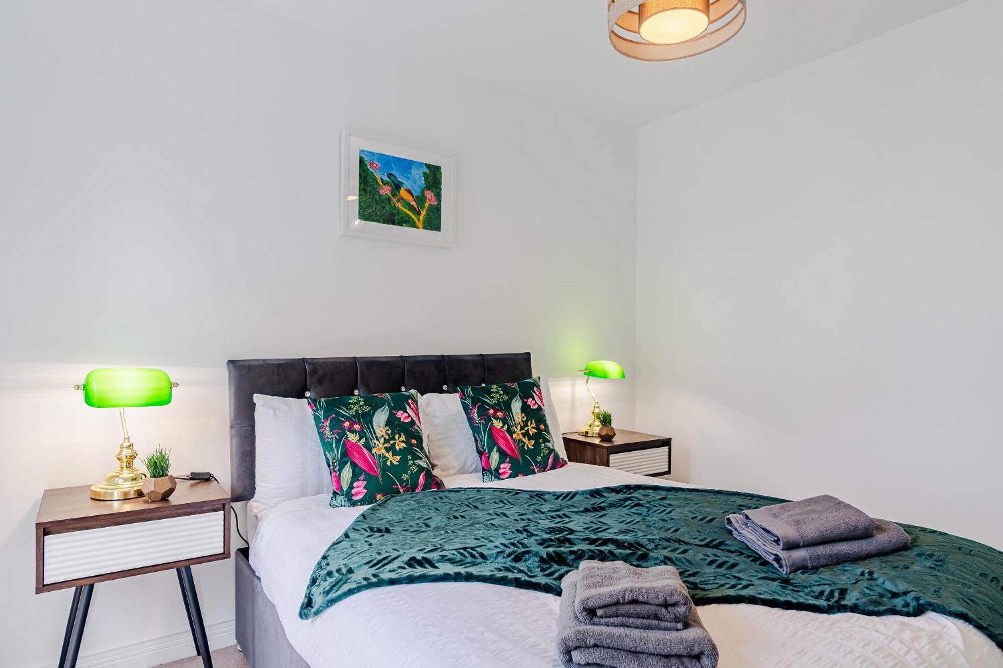 3 Bedroom Swanley House Экстерьер фото