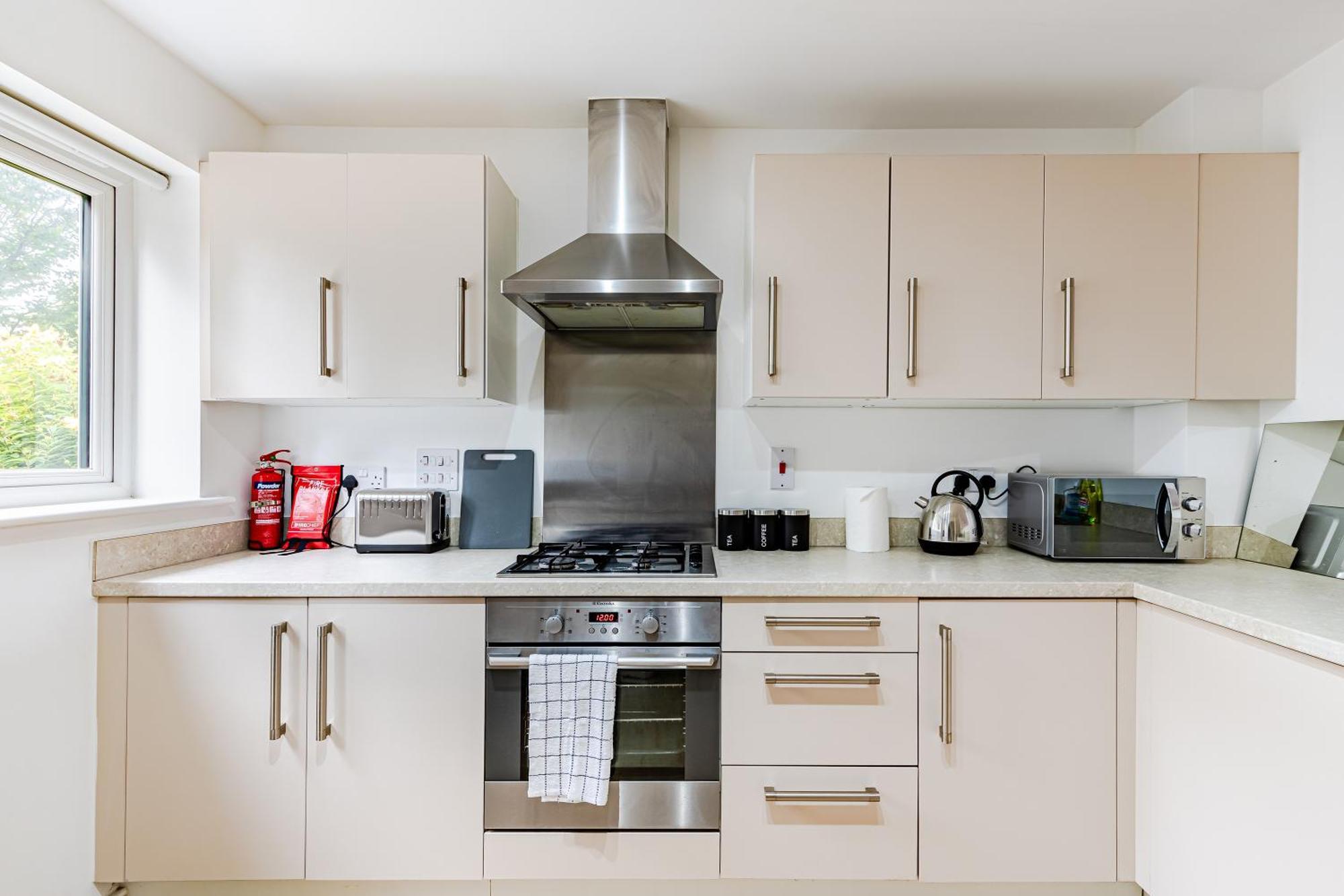 3 Bedroom Swanley House Экстерьер фото