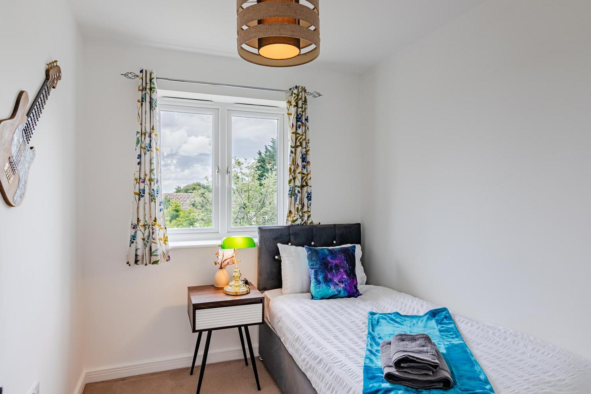 3 Bedroom Swanley House Экстерьер фото